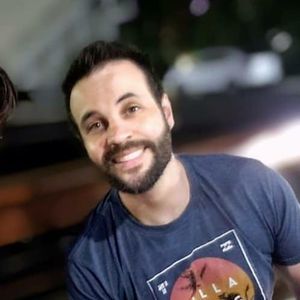 Meet your Posher, Eli